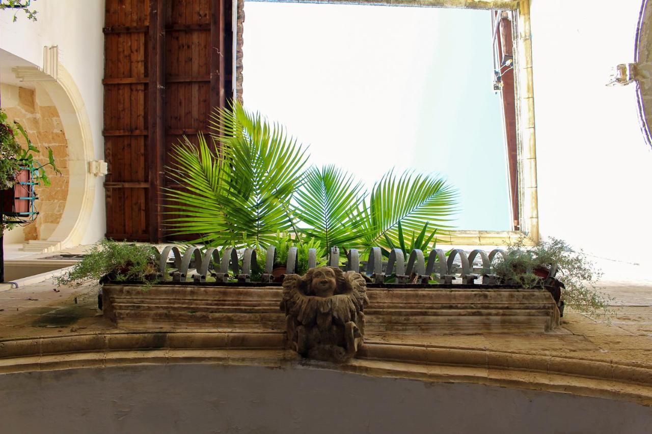 B&B Palazzo Sambiasi Λέτσε Εξωτερικό φωτογραφία