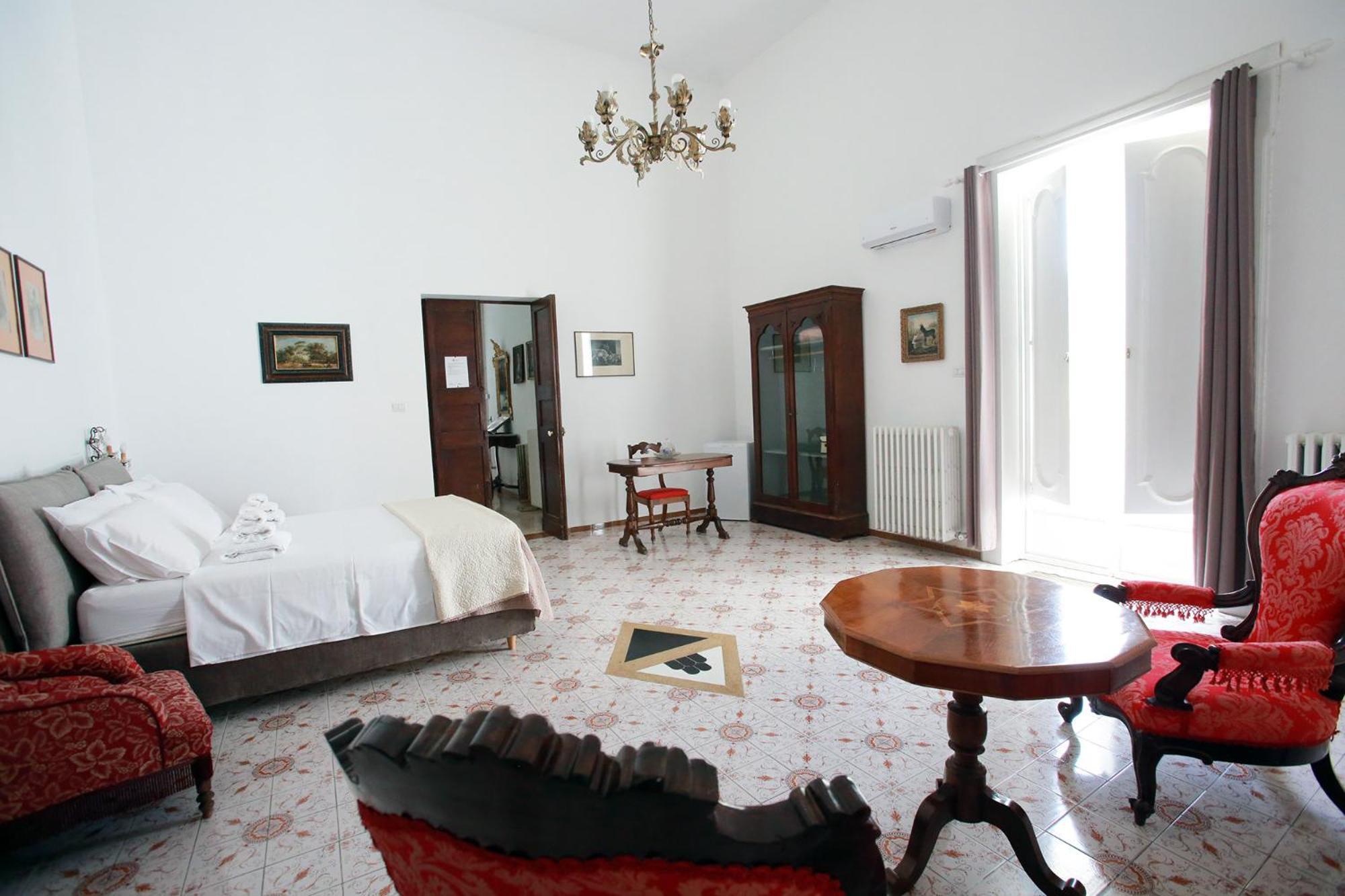 B&B Palazzo Sambiasi Λέτσε Δωμάτιο φωτογραφία